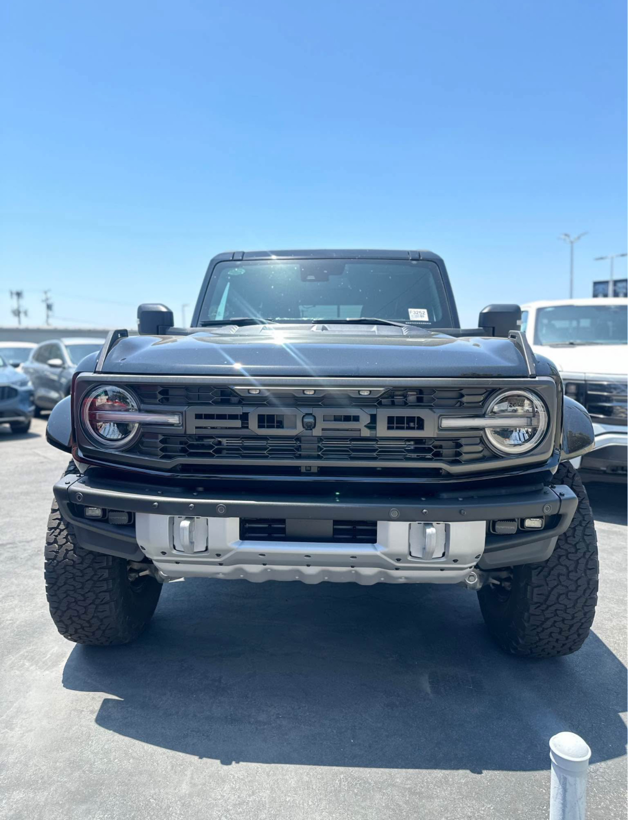 2024 Ford Bronco Raptor - Image 12